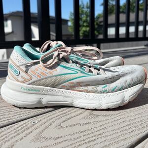 Brooks Glycerin 20 Running Shoes Oyster/Latigo Bay/Coral Women's Size 8 B
